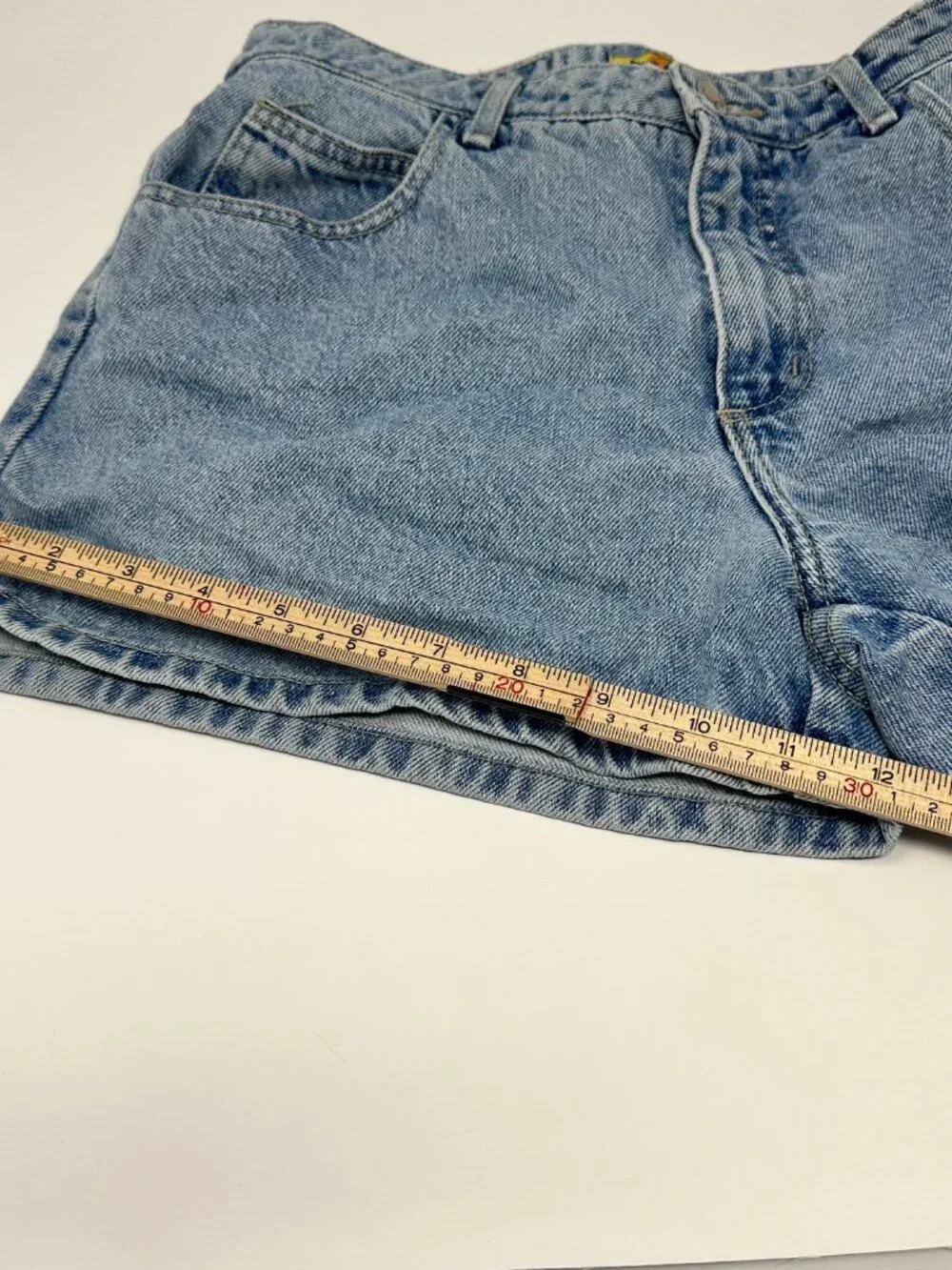 Women's Vintage Paris Blues Jean Denim Shorts Y2K 90s Boho Floral Heart Size: 11